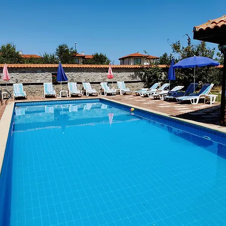 Asti Arthotel فندق 3*