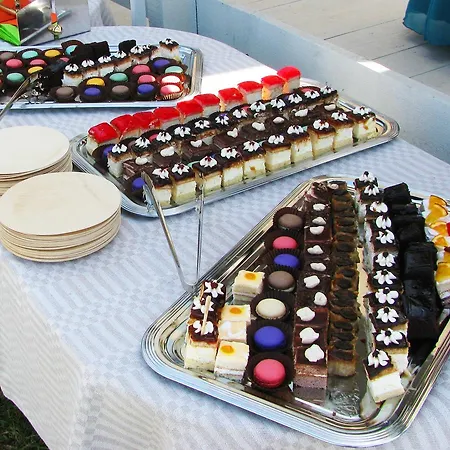 فندق Asti Arthotel