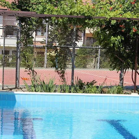 Asti Arthotel 3* سينيموريتس