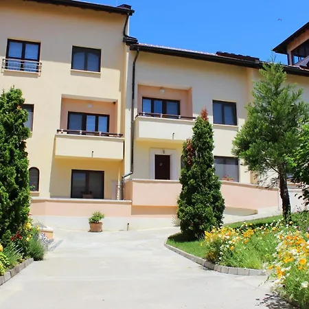 Asti Arthotel سينيموريتس